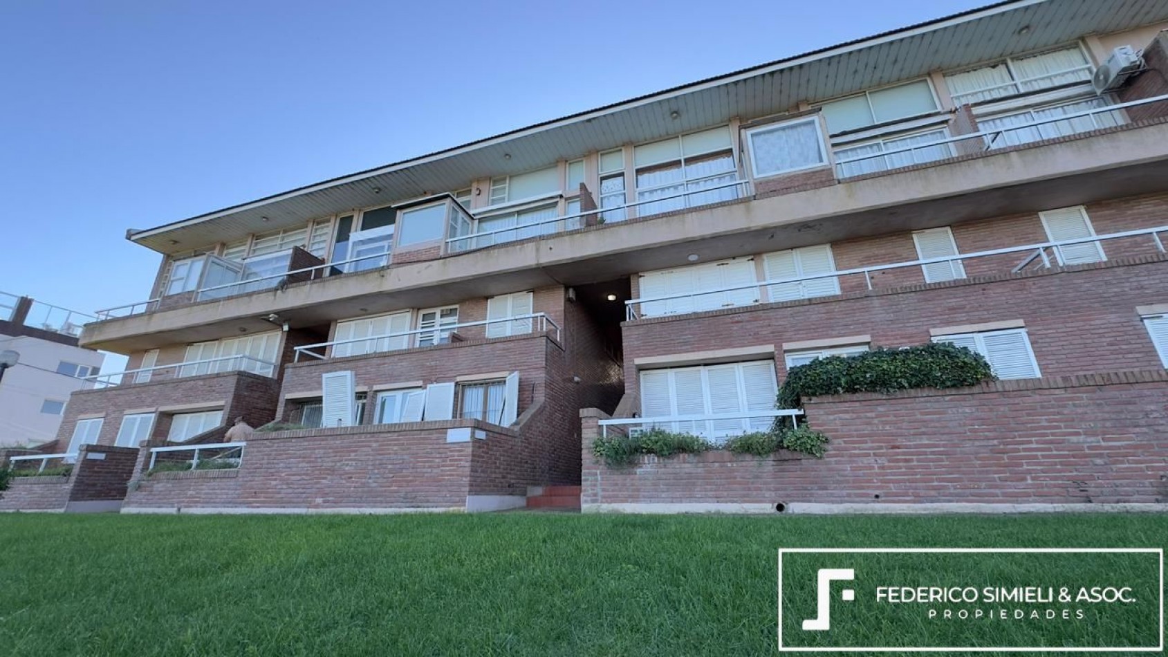 DEPARTAMENTO FRENTE AL MAR EN VENTA 