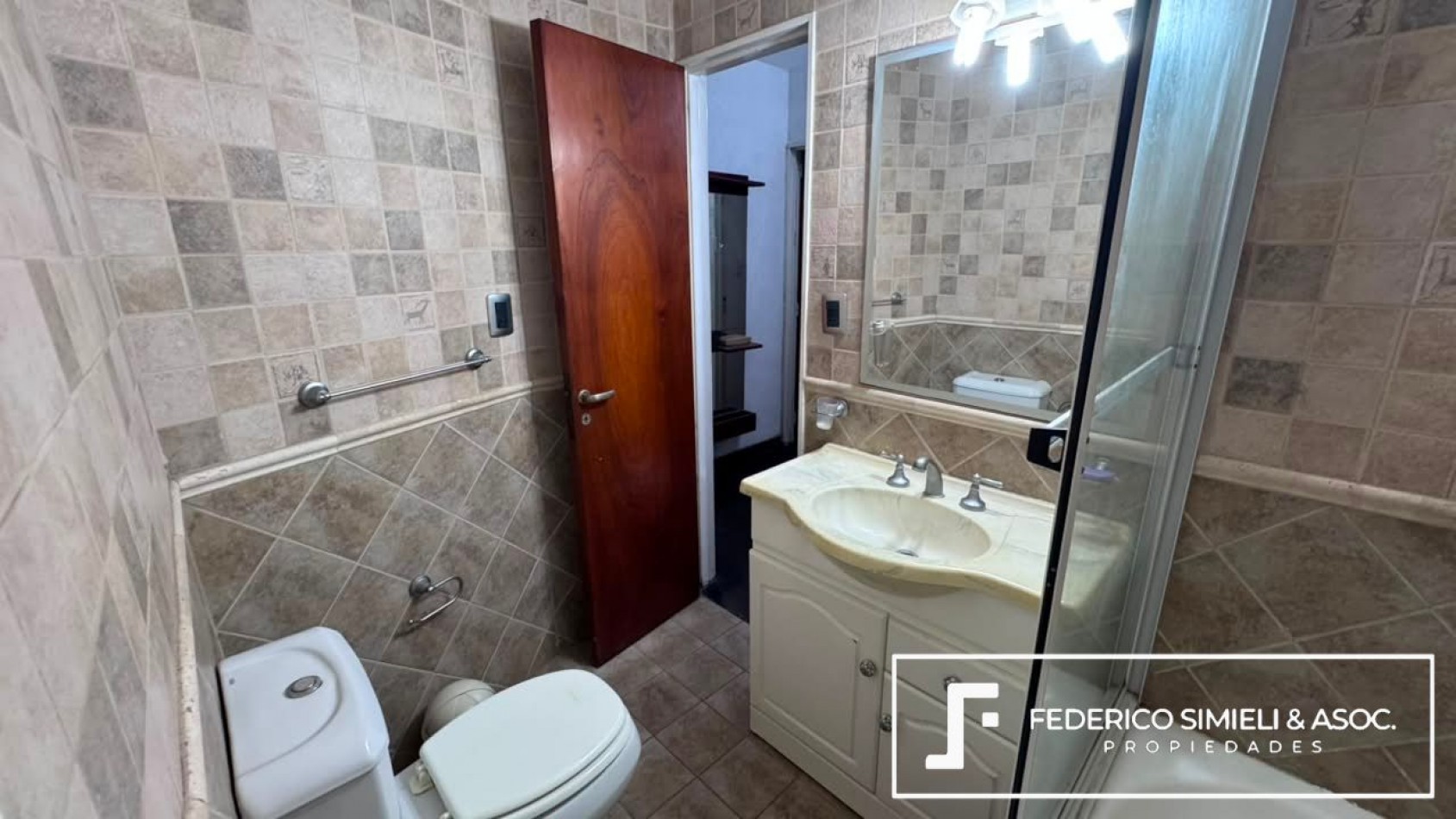 DEPARTAMENTO EN VENTA FRENTE AL MAR