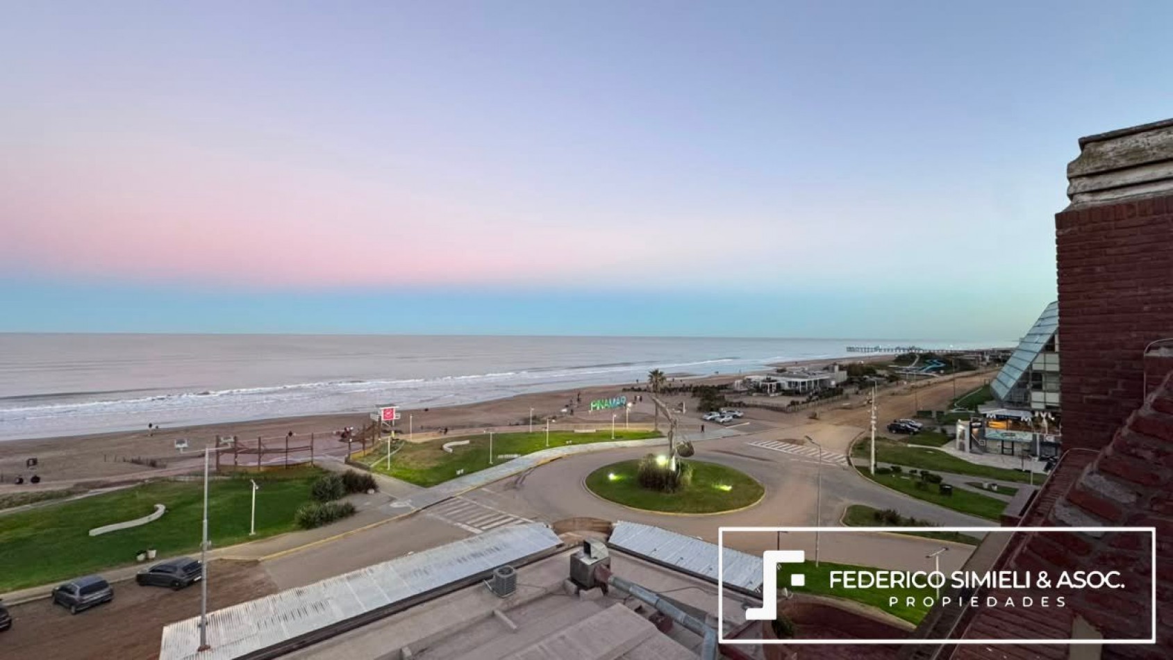 DEPARTAMENTO EN VENTA FRENTE AL MAR