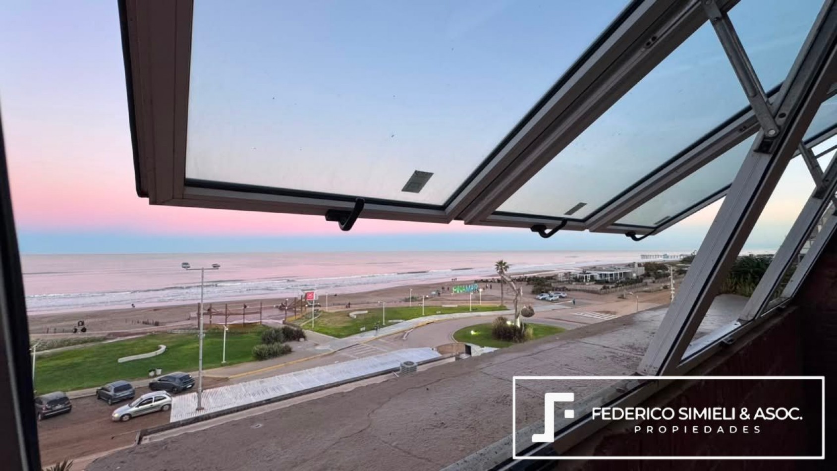 DEPARTAMENTO EN VENTA FRENTE AL MAR
